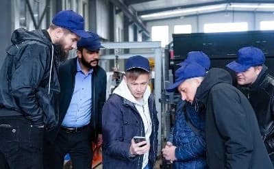 GANGYOU AFHENDIR 304 RYÐFRÍTT STÁL RÖRÞRÝSTITENGI TIL RÚSSNESKRA VIÐSKIPTAVINA